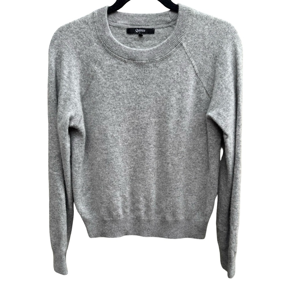 Quince Mongolian Cashmere Quiet Luxury Preppy Minimalist Sweater Heather Grey M